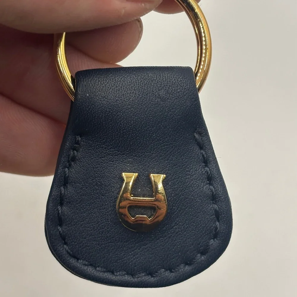 Vtg Etienne Aigner Navy Blue Leather‎ Horseshoe Logo Gold Tone Keychain Key Fob